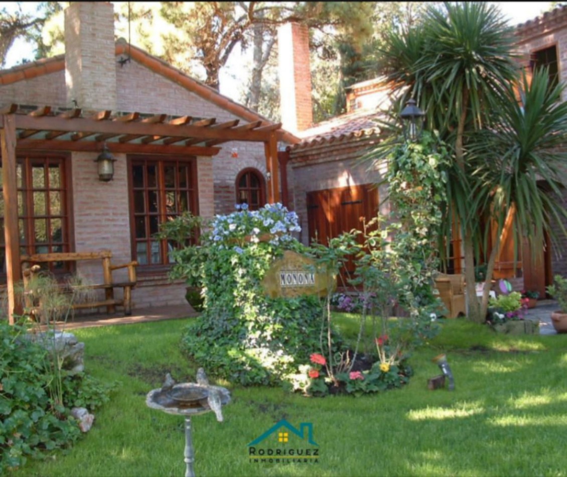 Foto Casa en Venta en Villa Gesell, Buenos Aires - U$D 200.000 - pix57439838 - BienesOnLine