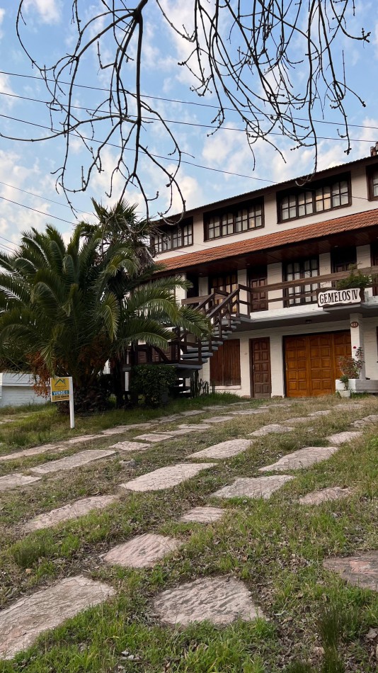 EN VENTA DEP/ ZONA CENTRO 2 AMB /  A DOS CUADRA DEL MAR 