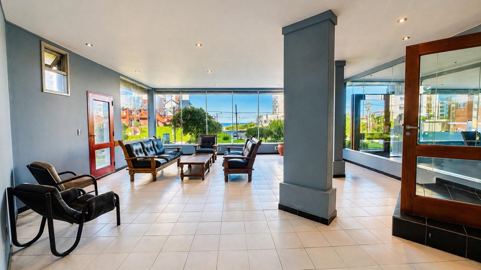 DEPARTAMENTO CON VISTA AL MAR