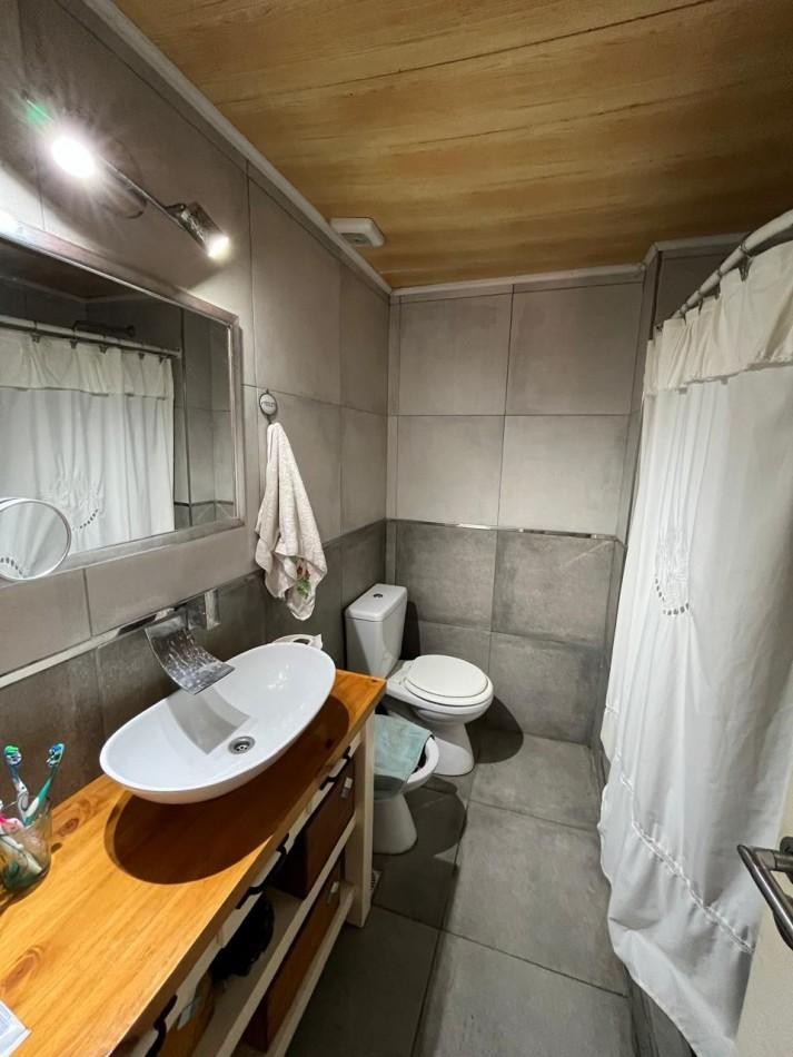 A LA VENTA - CASA 5 AMBIENTES EN ZONA CENTRO DE VILLA GESELL