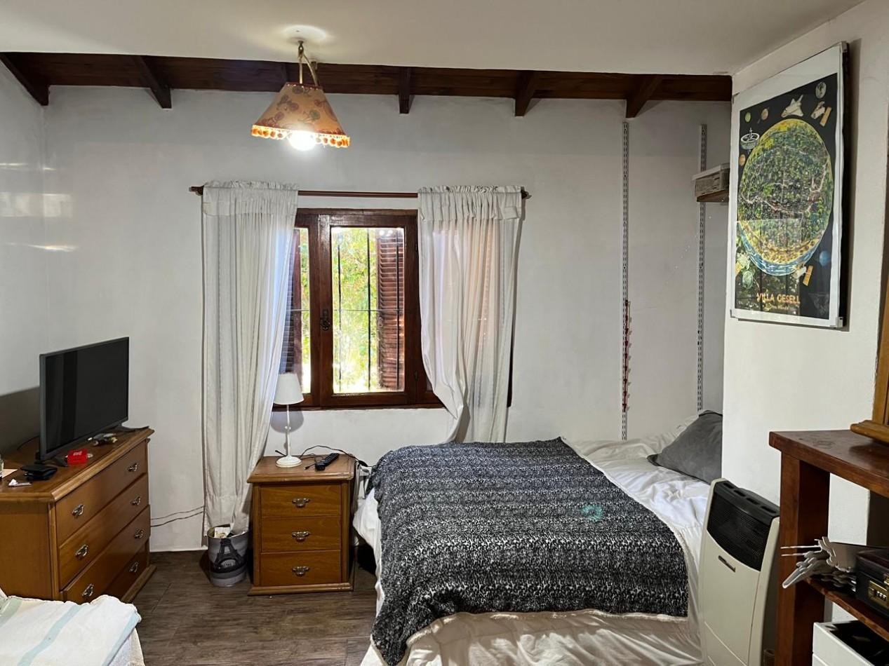 A LA VENTA - CASA 5 AMBIENTES EN ZONA CENTRO DE VILLA GESELL