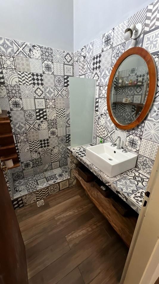 A LA VENTA CASA CON QUINCHO Y GRAN PARQUE EN MAR AZUL