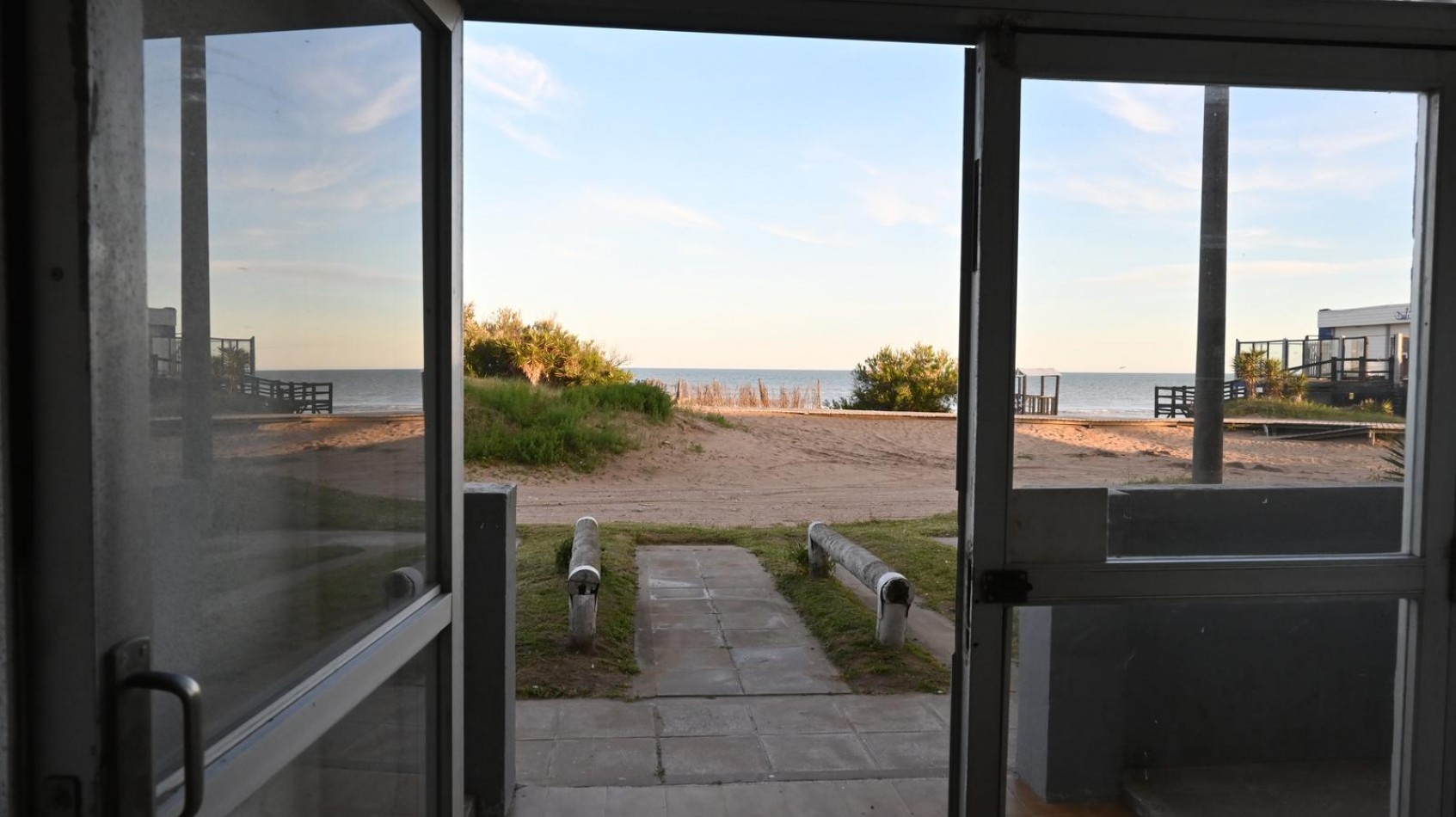 A LA VENTA DEPARTAMENTO DE 2 AMBIENTES FRENTE AL MAR EN VILLA GESELL