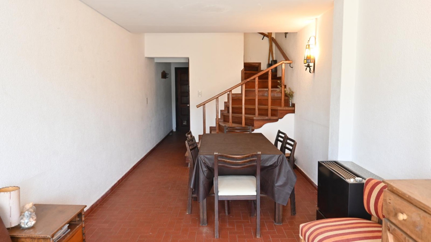 A LA VENTA DUPLEX DE 4 AMBIENTES EN BARRIO NORTE, VILLA GESELL