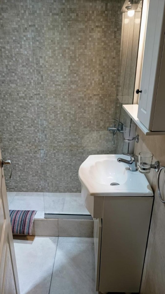 A LA VENTA COMPLEJO DE 4 DEPARTAMENTOS CON PISCINA EN VILLA GESELL - FINANCIA