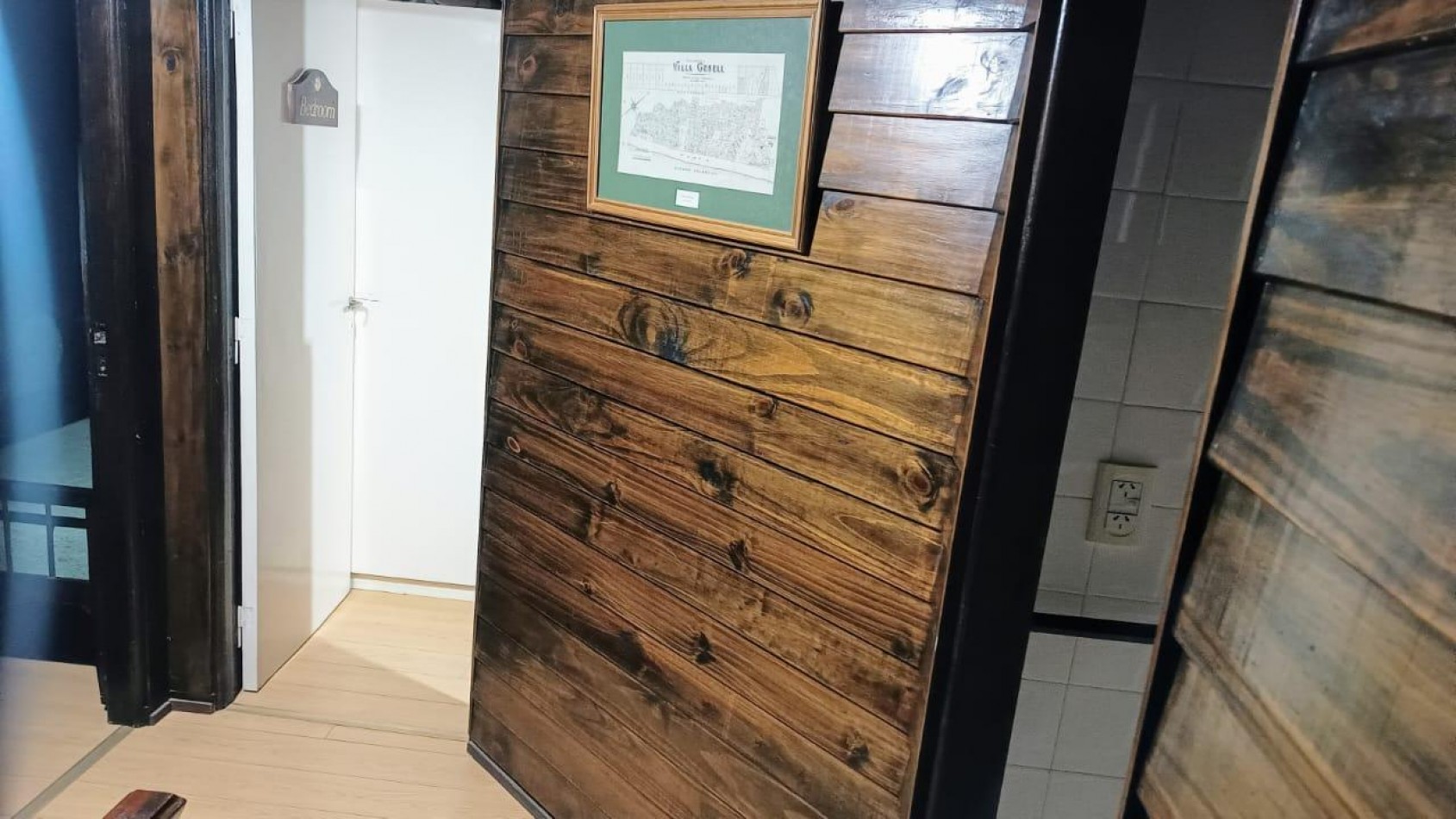 TITULO: A LA VENTA CASA DE 5 AMBIENTES EN BARRIO NORTE - VILLA GESELL