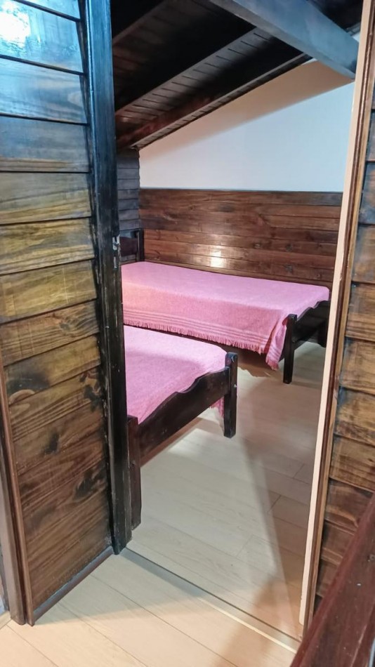 TITULO: A LA VENTA CASA DE 5 AMBIENTES EN BARRIO NORTE - VILLA GESELL