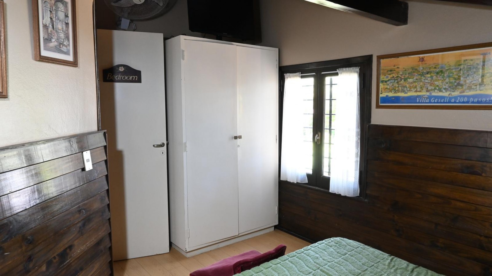 TITULO: A LA VENTA CASA DE 5 AMBIENTES EN BARRIO NORTE - VILLA GESELL