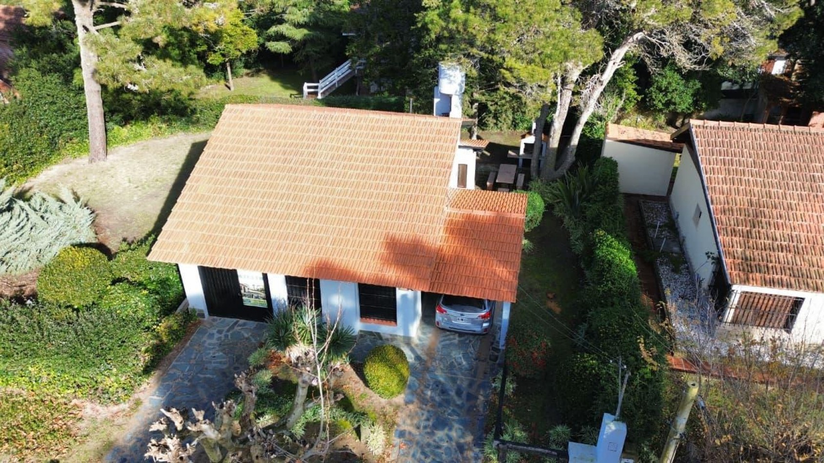 TITULO: A LA VENTA CASA DE 5 AMBIENTES EN BARRIO NORTE - VILLA GESELL