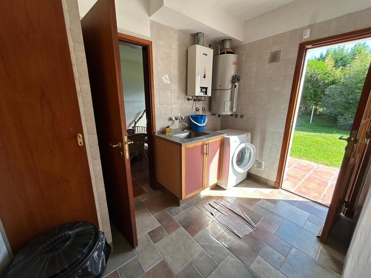 CASA EN VENTA EN LAS GAVIOTAS 