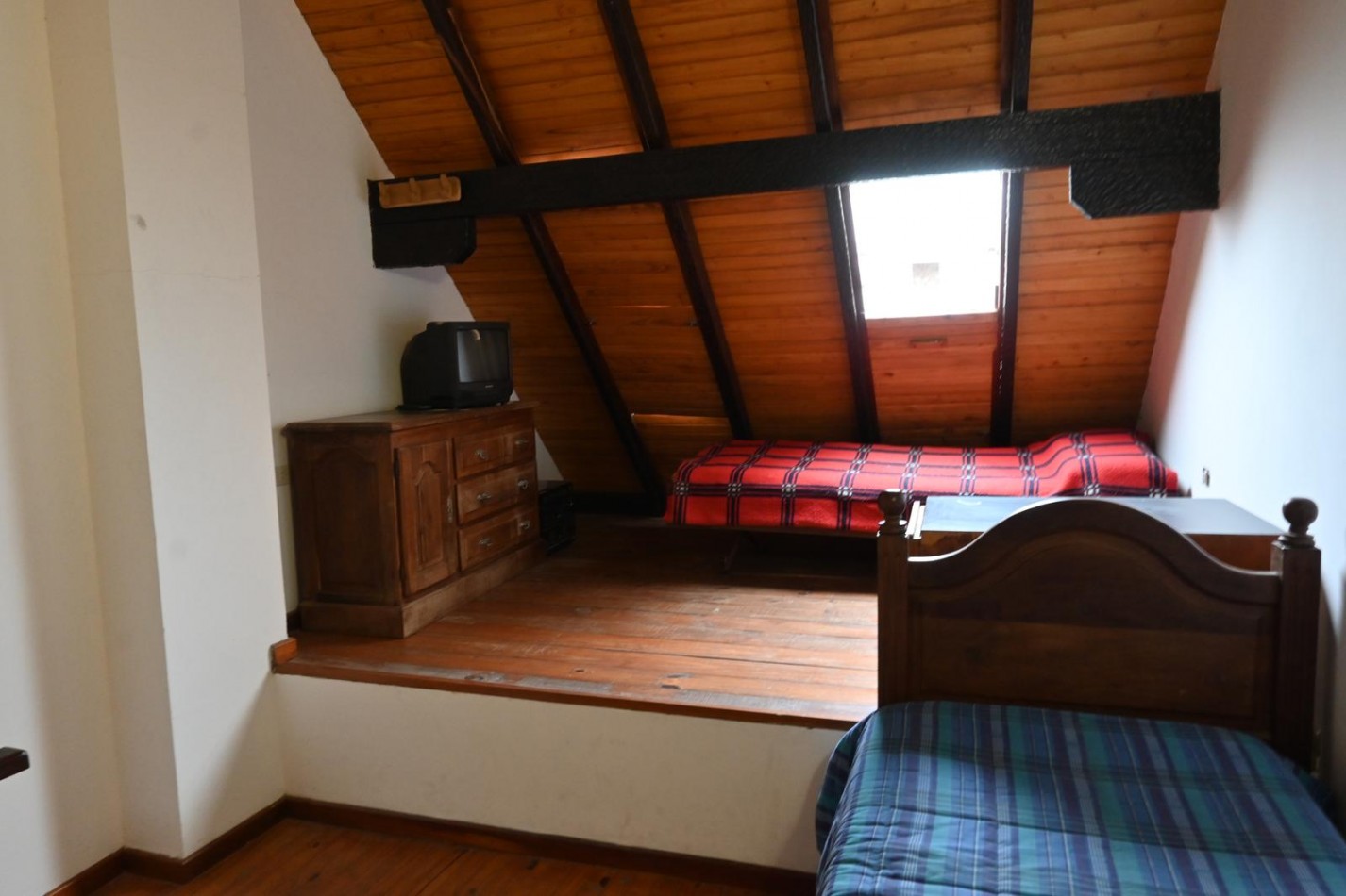 Triplex en venta a dos cuadras del mar