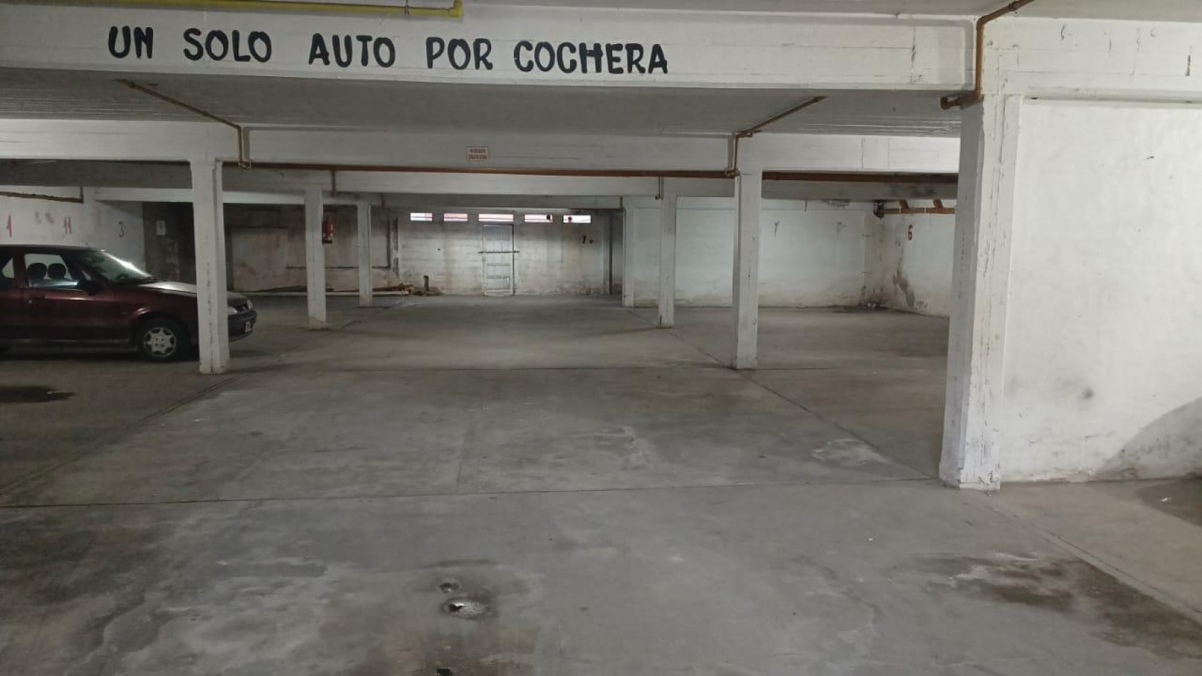 Cochera doble en venta - Centro de Villa Gesell