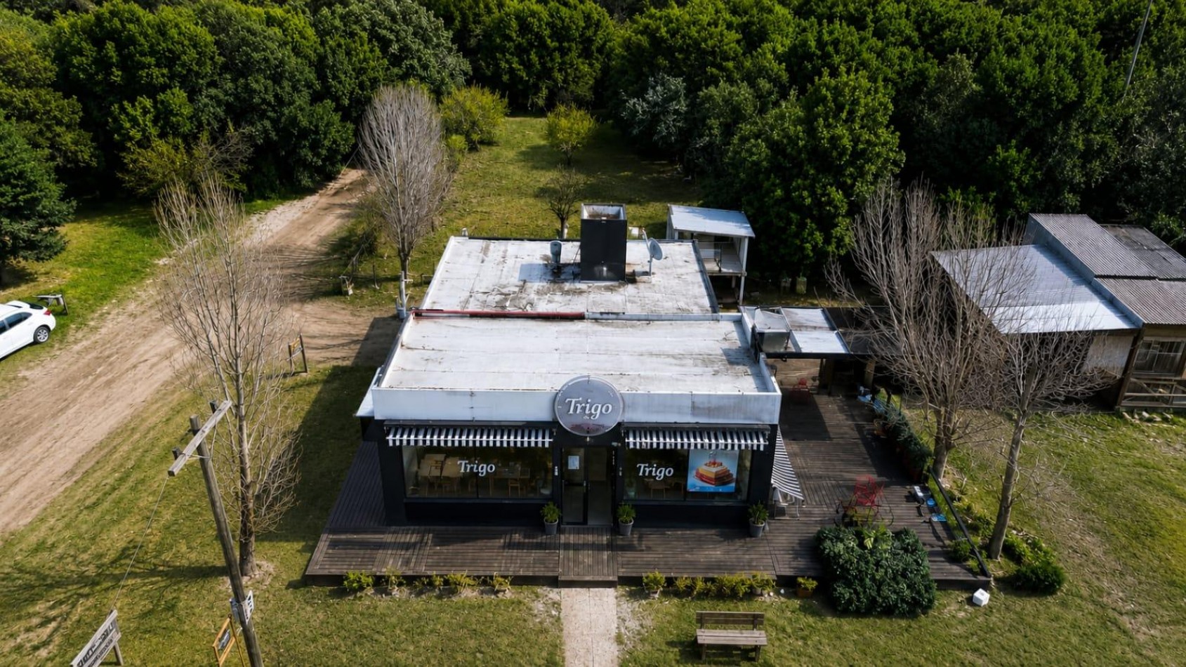 LOCAL COMERCIAL A LA VENTA EN MAR DE LAS PAMPAS