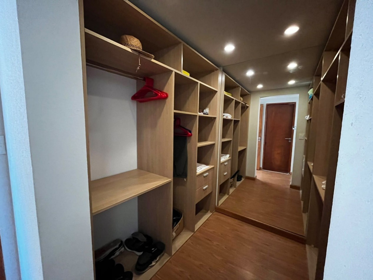 CASA MODERNA A LA VENTA EN MAR AZUL 