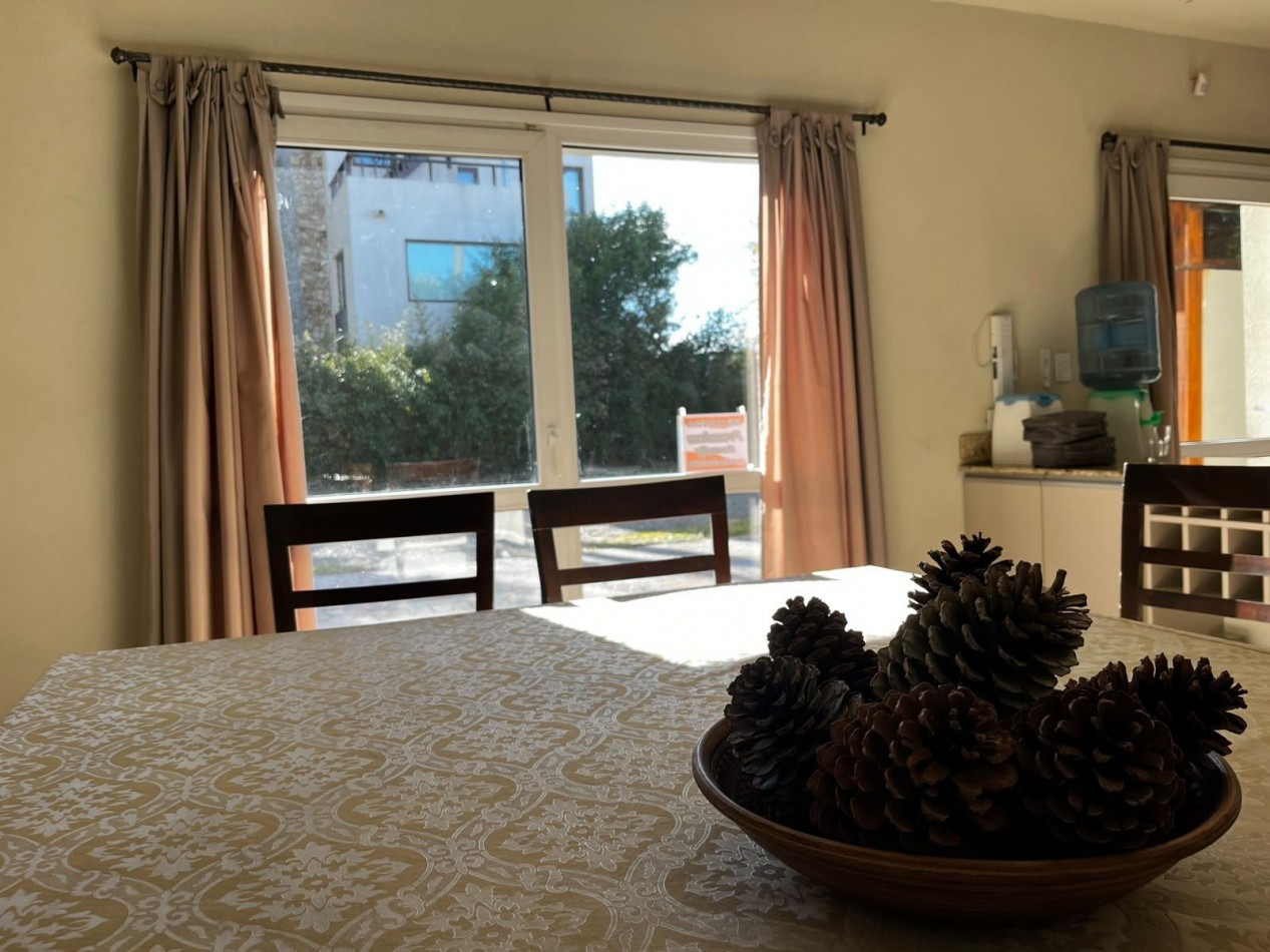 CASA MODERNA A LA VENTA EN MAR AZUL 