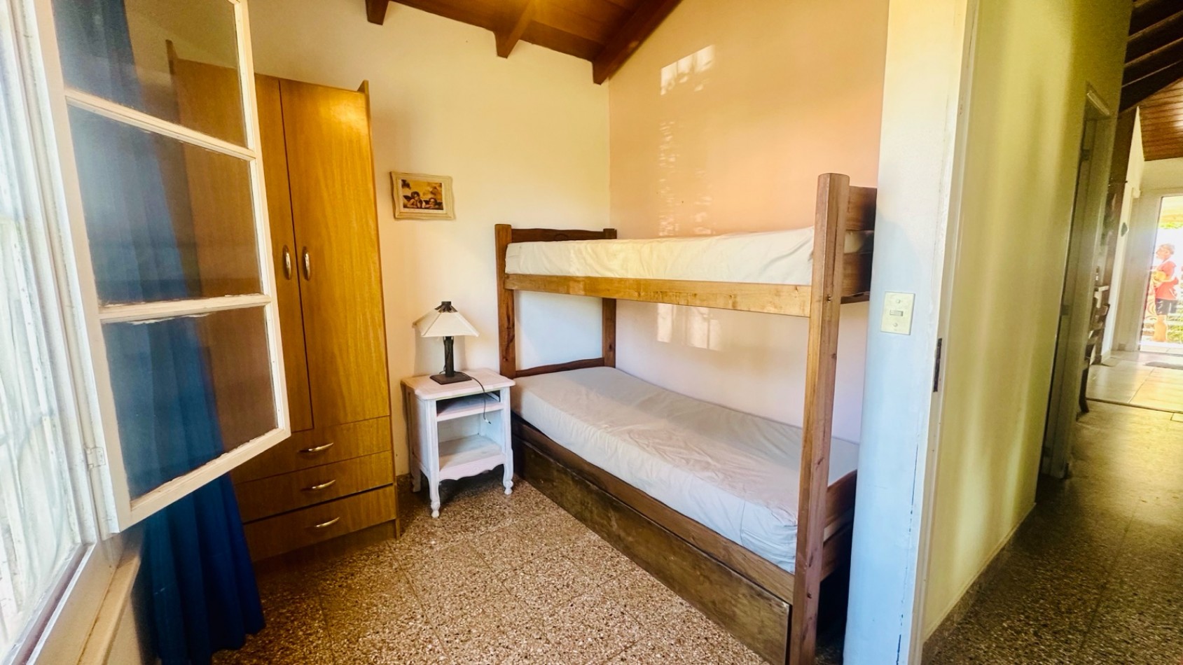 CASA 3 DORMITORIOS