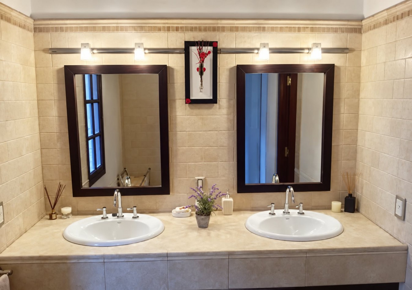 A LA VENTA CASA 4 AMBIENTES CON VISTA AL GOLF - VILLA GESELL