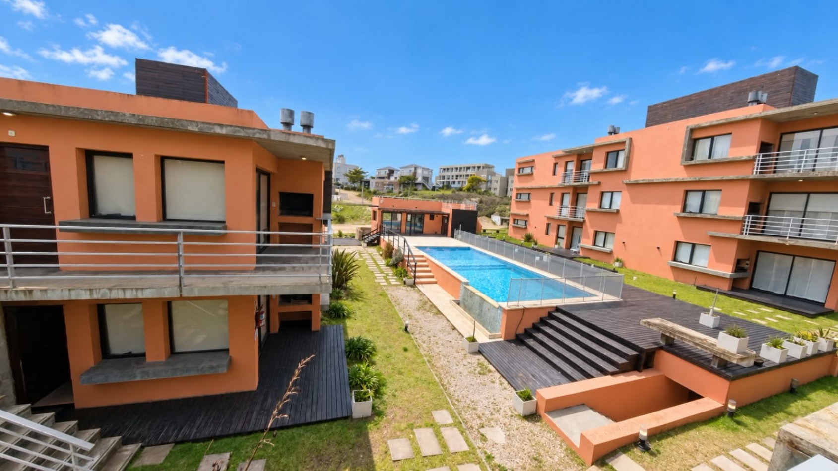 APARTAMENTO CON PISCINA ZONA SUR 