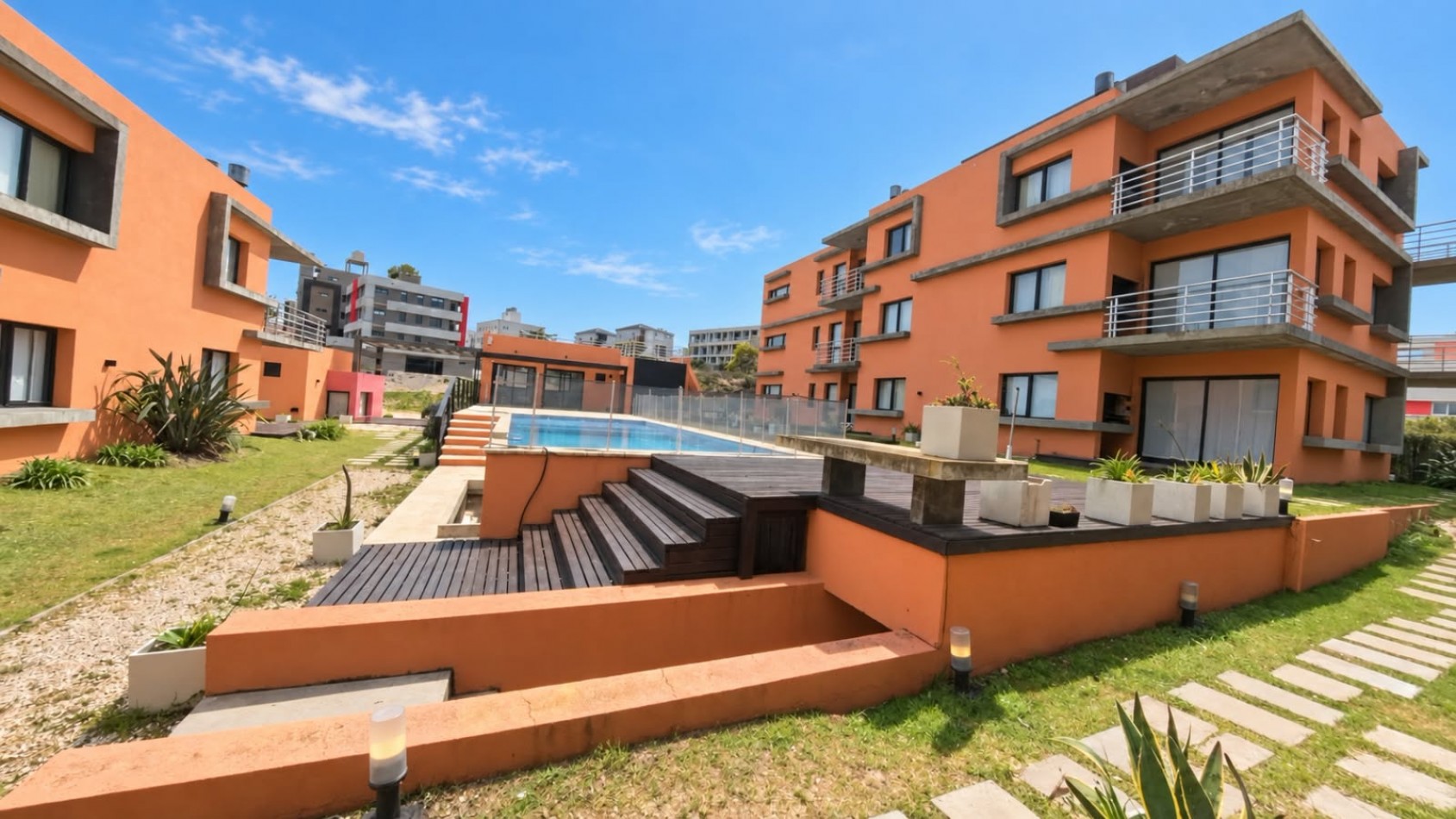 APARTAMENTO CON PISCINA ZONA SUR 