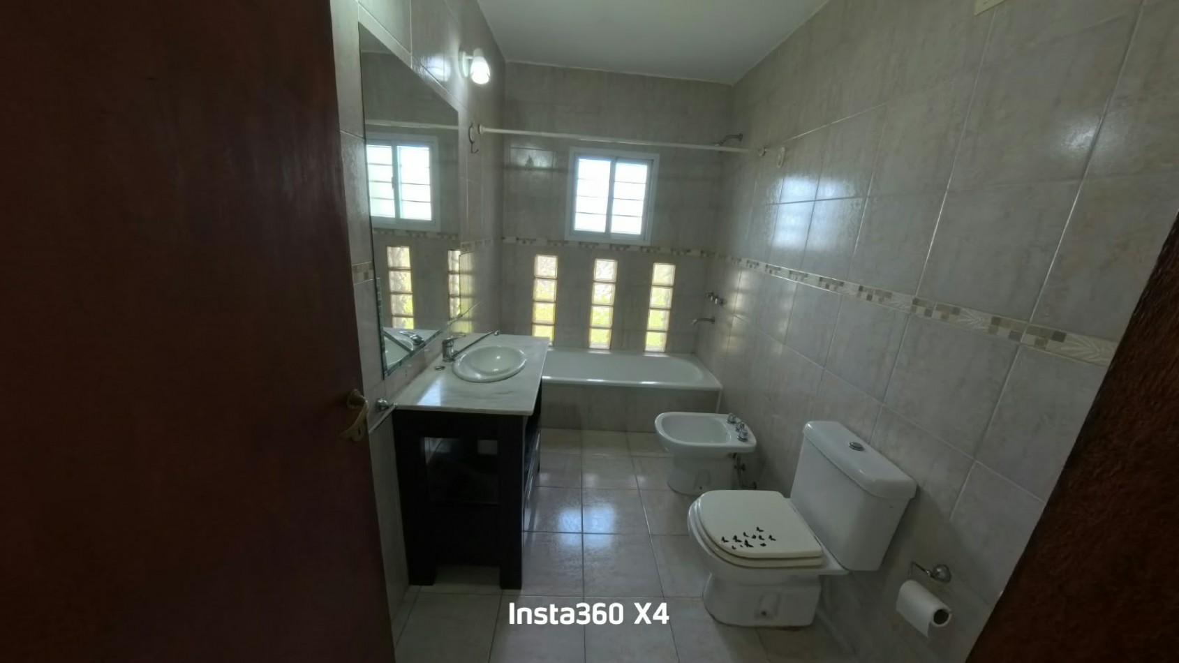 DUPLEX ZONA SUR. TRES AMBIENTES.
