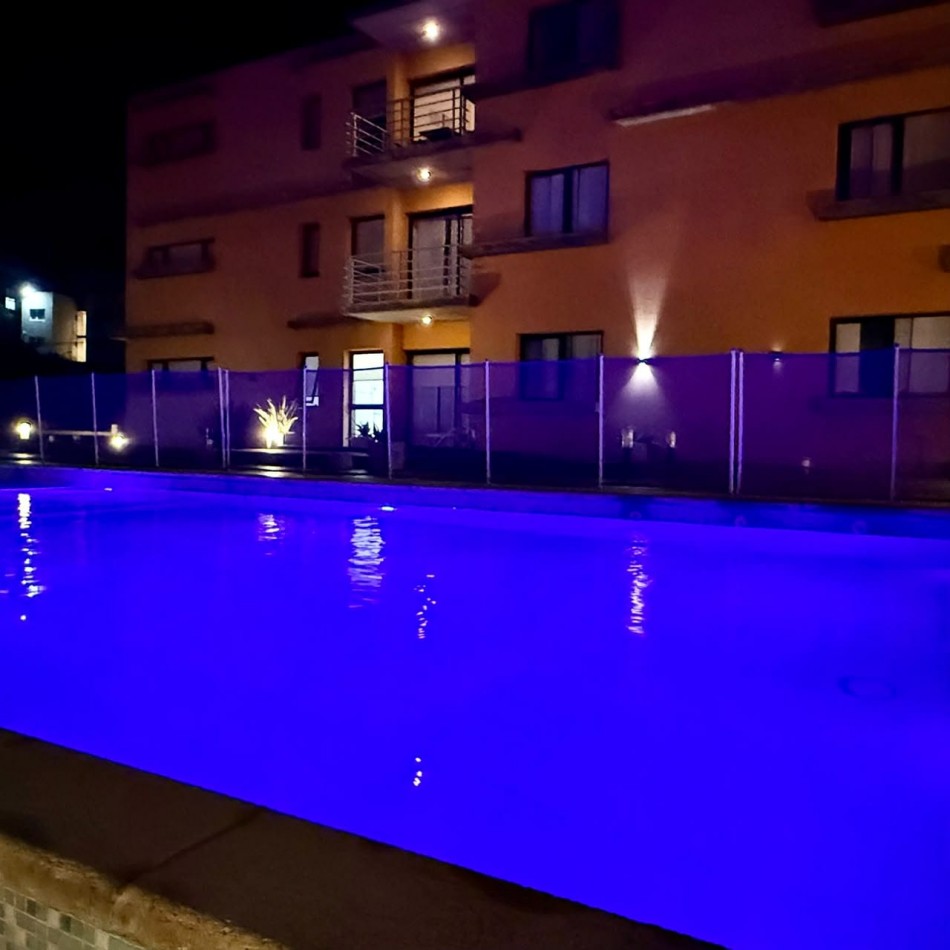 APARTAMENTO CON PISCINA ZONA SUR 
