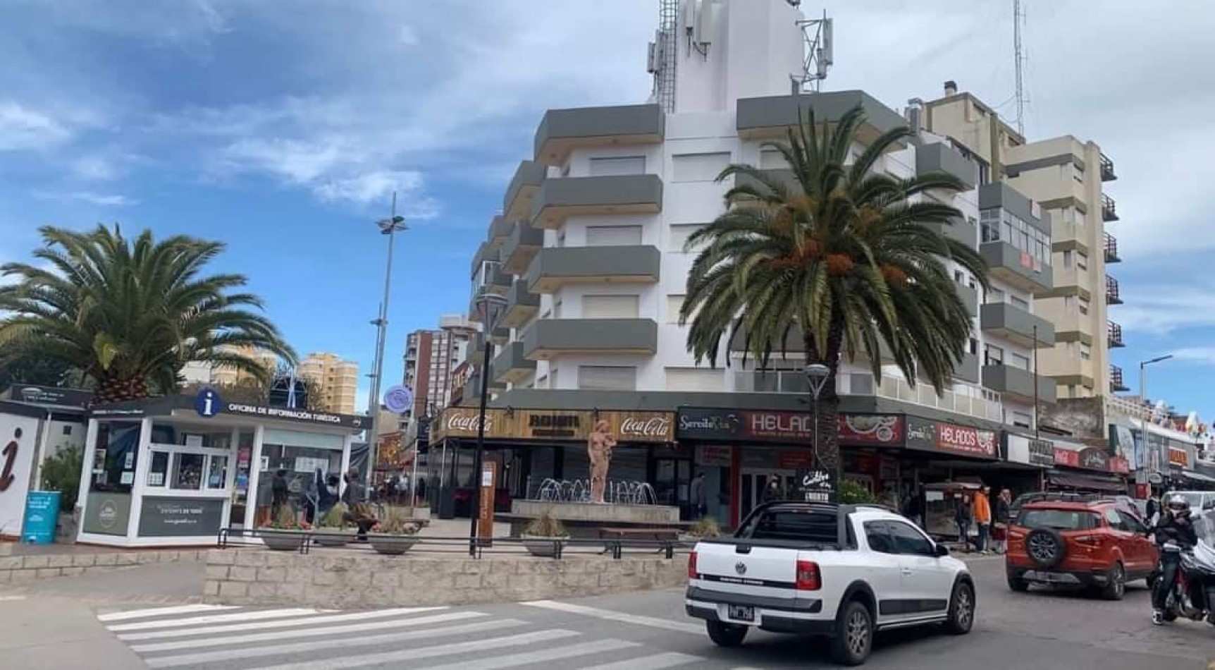 EN ALQUILER TEMPORARIO DEPARTAMENTO EN PLENO CENTRO DE VILLA GESELL