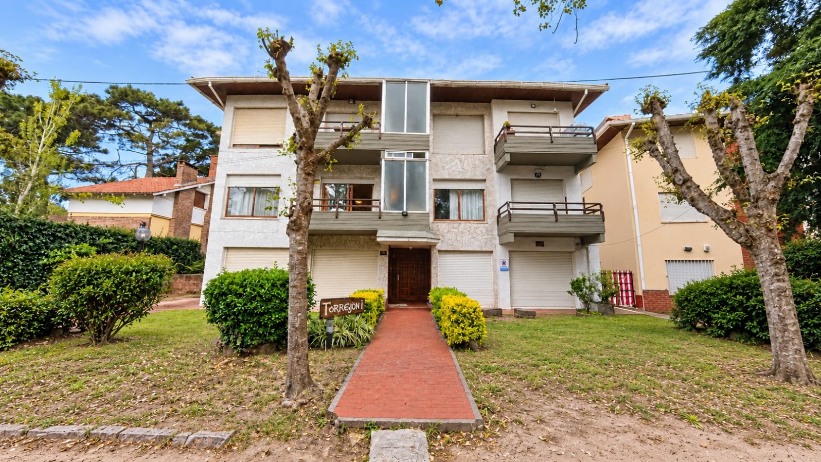 EN ALQUILER TEMPORARIO DEPARTAMENTO UBICADO EN BARRIO NORTE VILLA GESELL