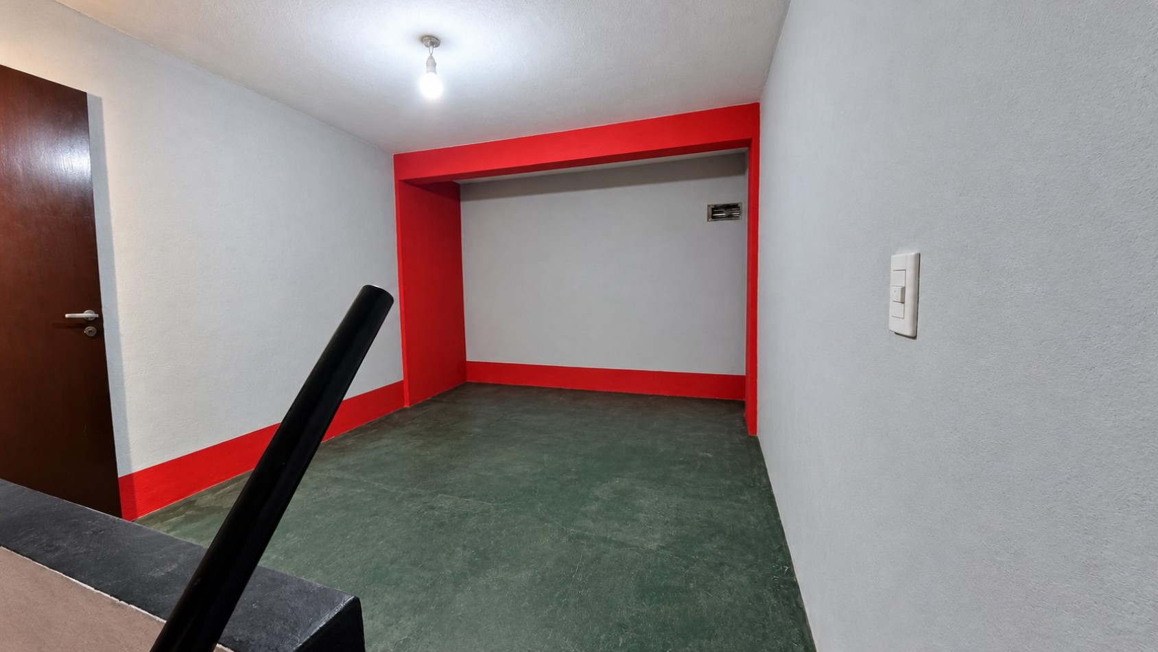 A LA VENTA LOCAL COMERCIAL EN VILLA GESELL