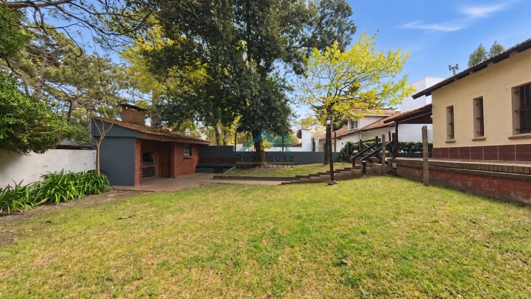 CASA EN ALQUILER TEMPORARIO BARRIO NORTE VILLA GESEL