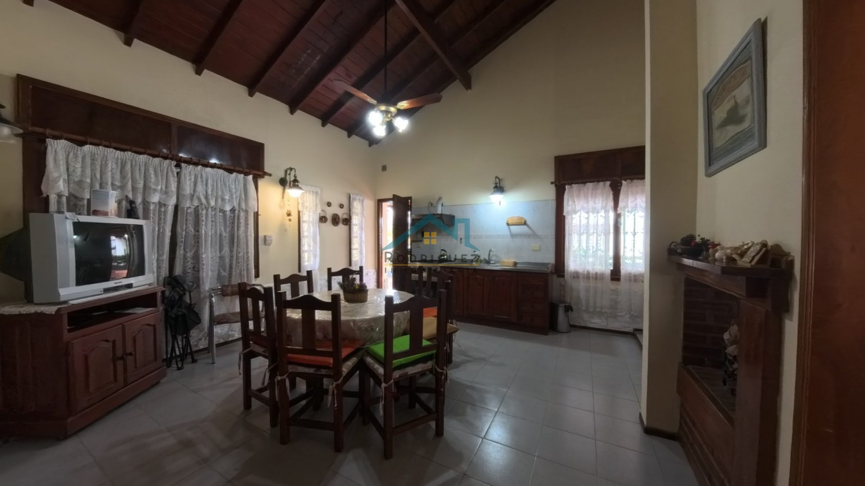 CASA EN ALQUILER TEMPORARIO BARRIO NORTE VILLA GESEL