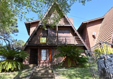 EN ALQUILER CASA 7 AMBIENTES PARA HASTA 14 PERSONAS - VILLA GESELL